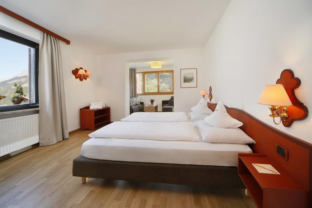 Parkhotel Tirolerhof Lagundo Kültér fotó