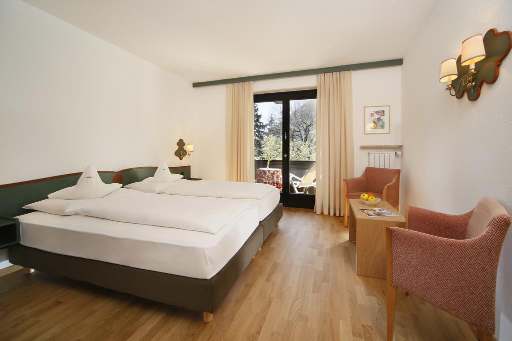 Parkhotel Tirolerhof Lagundo Szoba fotó