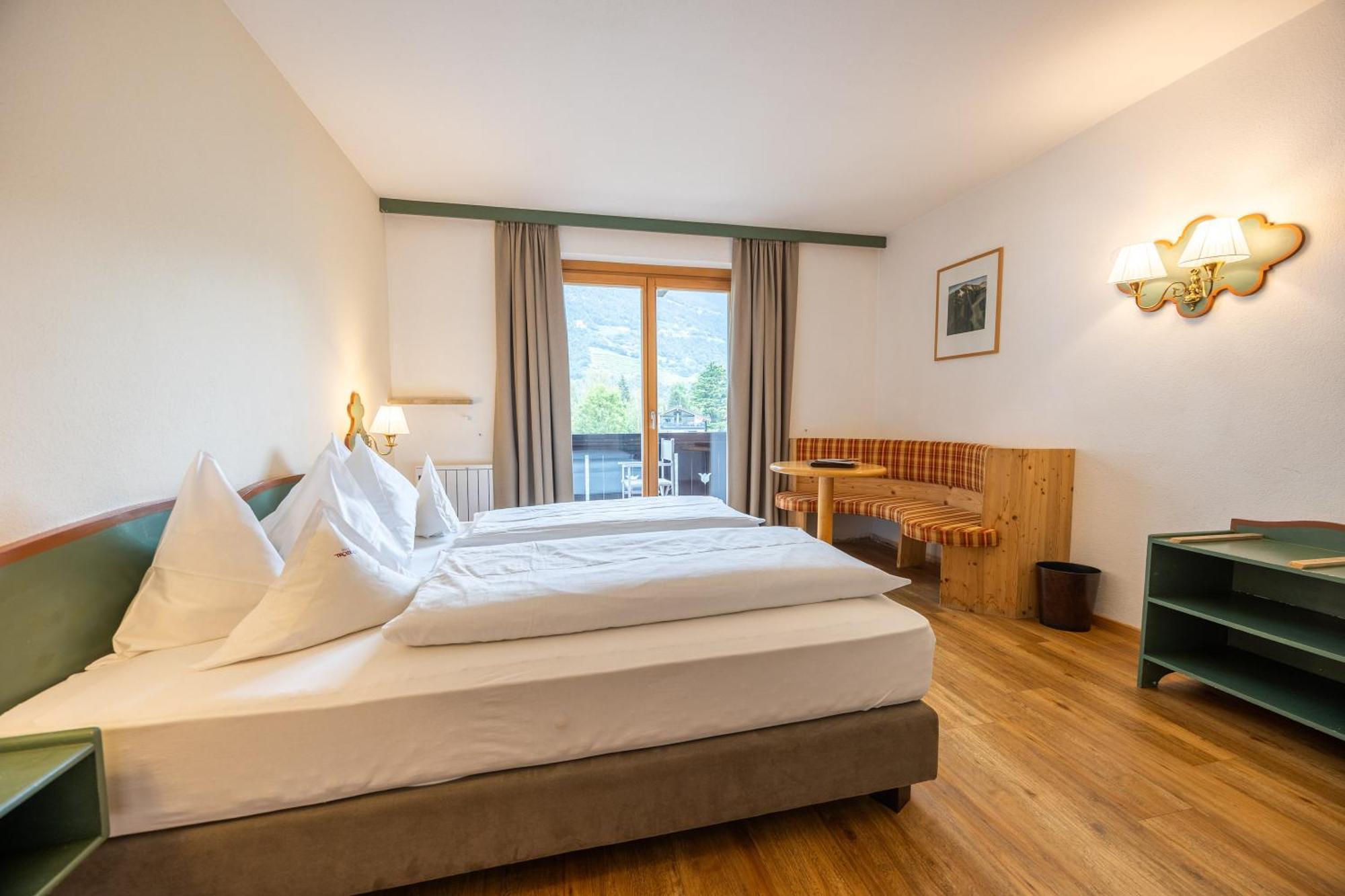 Parkhotel Tirolerhof Lagundo Kültér fotó