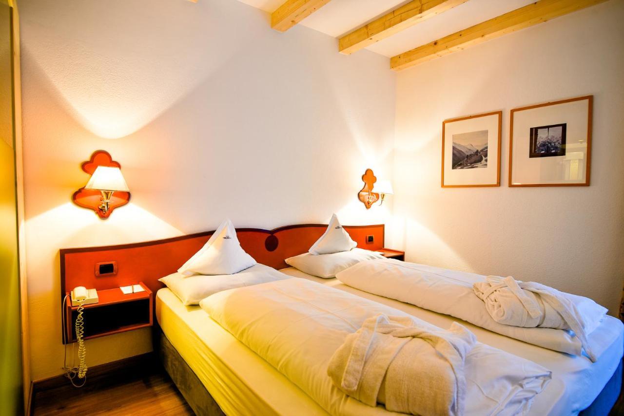 Parkhotel Tirolerhof Lagundo Kültér fotó